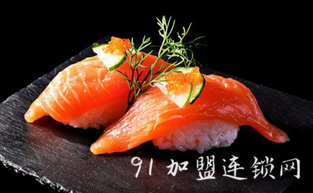 菊樱回转寿司加盟费用需要多少钱？更少的费用更美味更有未来