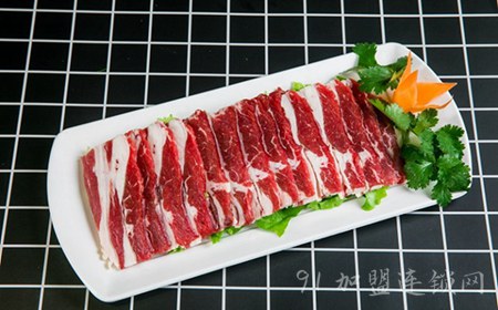 彭氏牛肉煨锅牛肉火锅